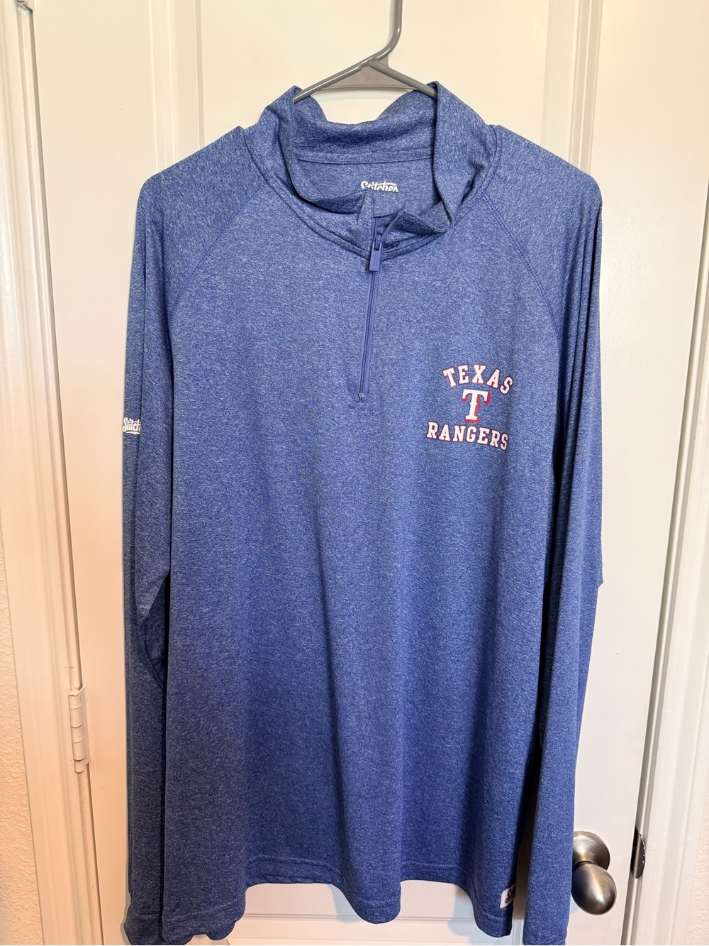 Columbia Men's Blue Texas Rangers Quarter-Zip Rash Guard